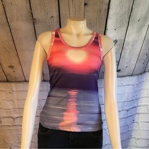 Ladies ribbed polyester sunset with heart tank top size M